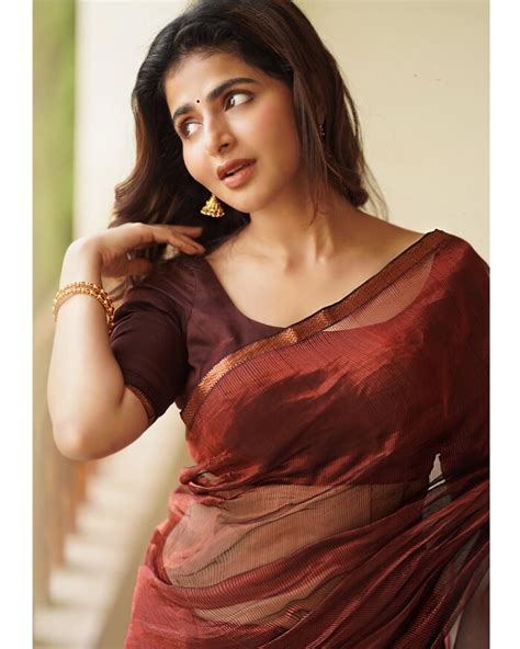 iswarya menon hot|440+ Iswarya Menon Photos .